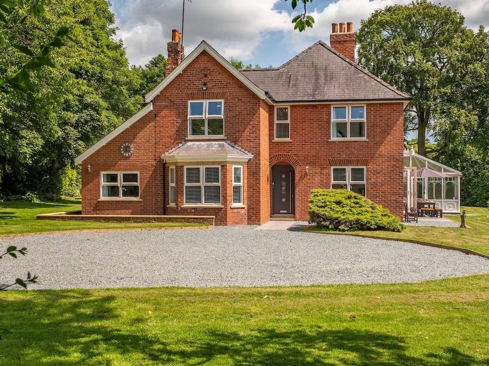 Routhorpe House