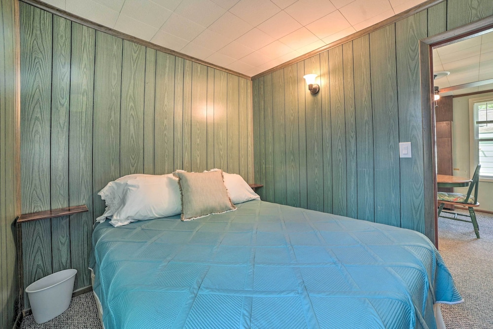 Waterfront Tawas Lake Retreat w/ Fire Pit!