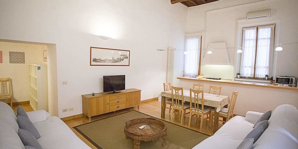 Piazza Navona Suite