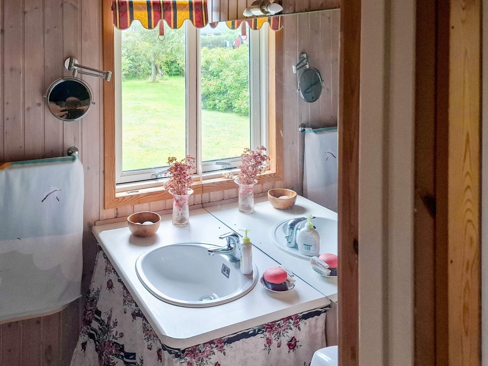 6 Person Holiday Home in Lundby