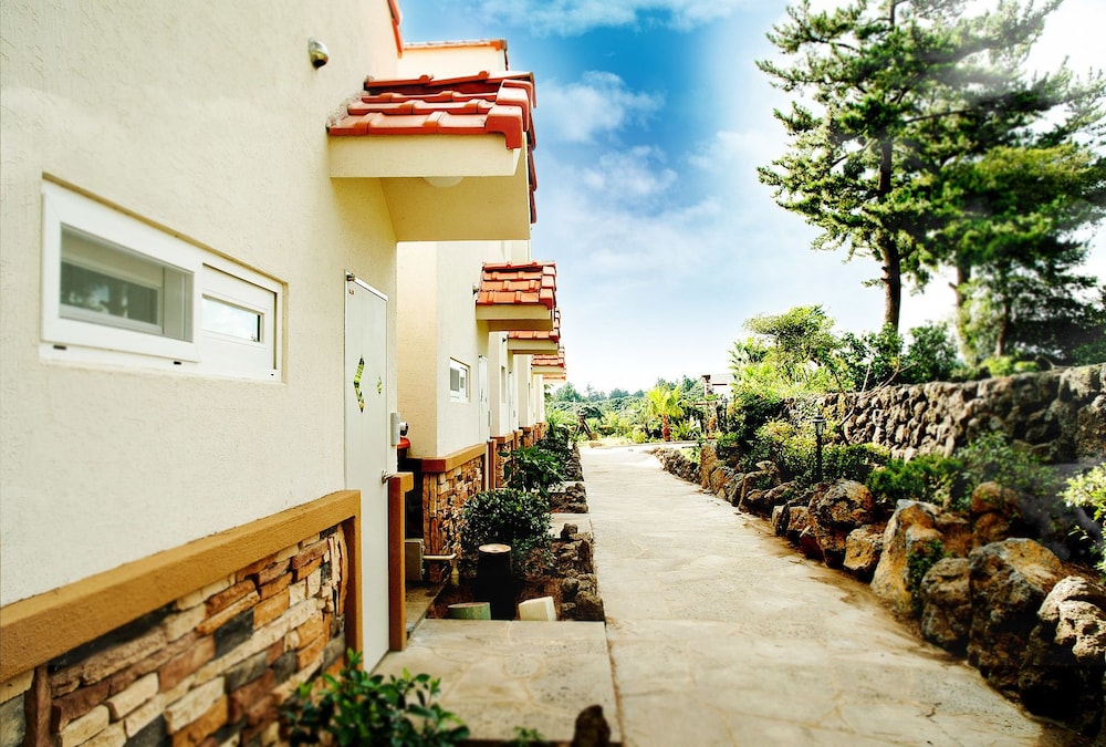 Memory In Jeju Pension