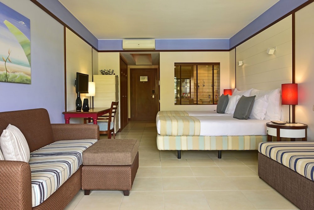 Porto Santo Vacations - Pestana Porto Santo Beach Resort  Spa - Property Image 14