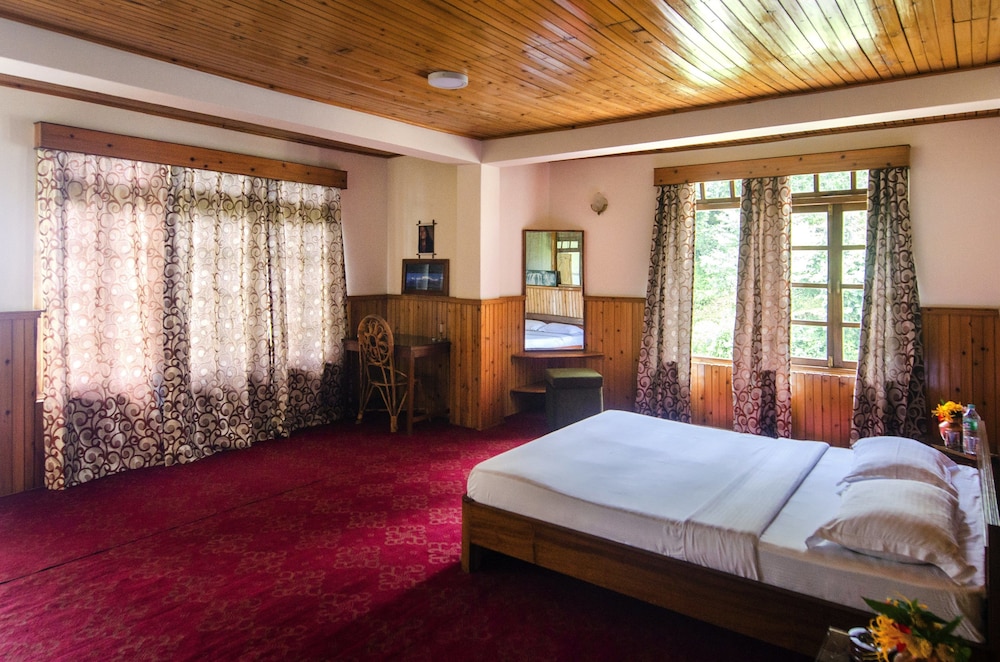 Hotel Teen Taley