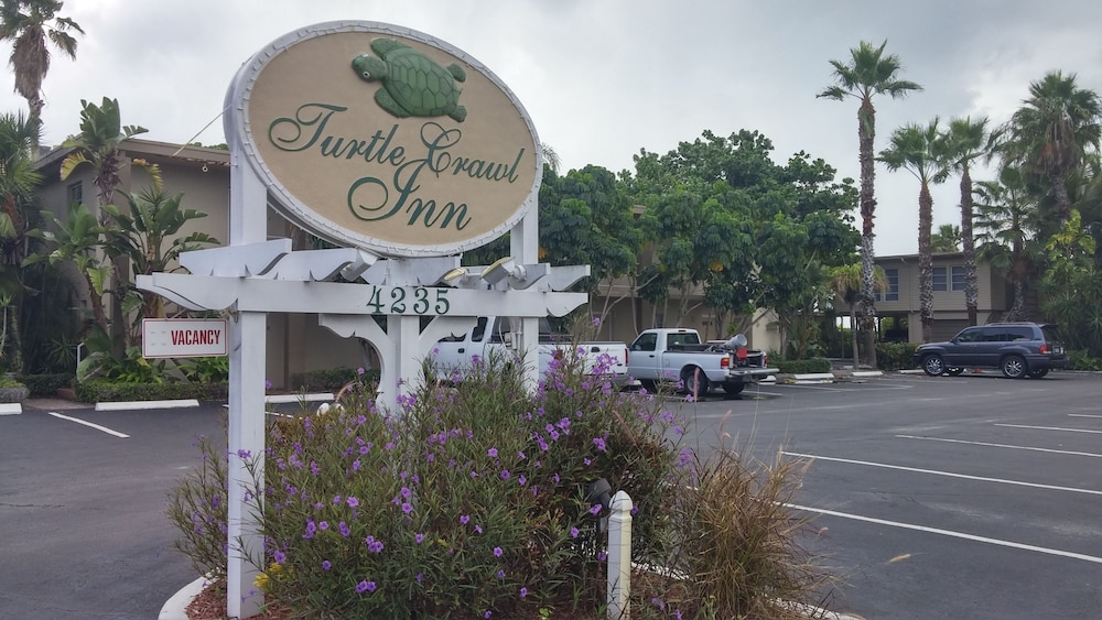 Turtle Crawl Inn