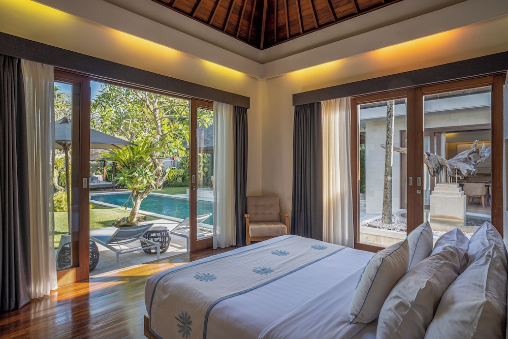 Saba Villa
