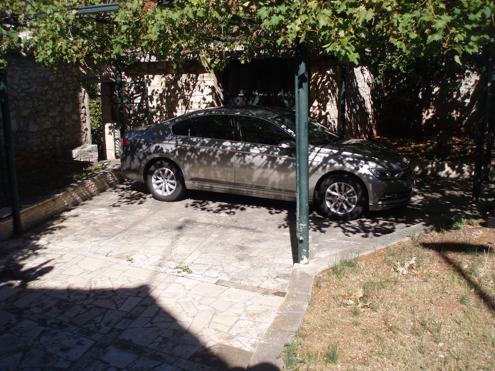 Photo 37