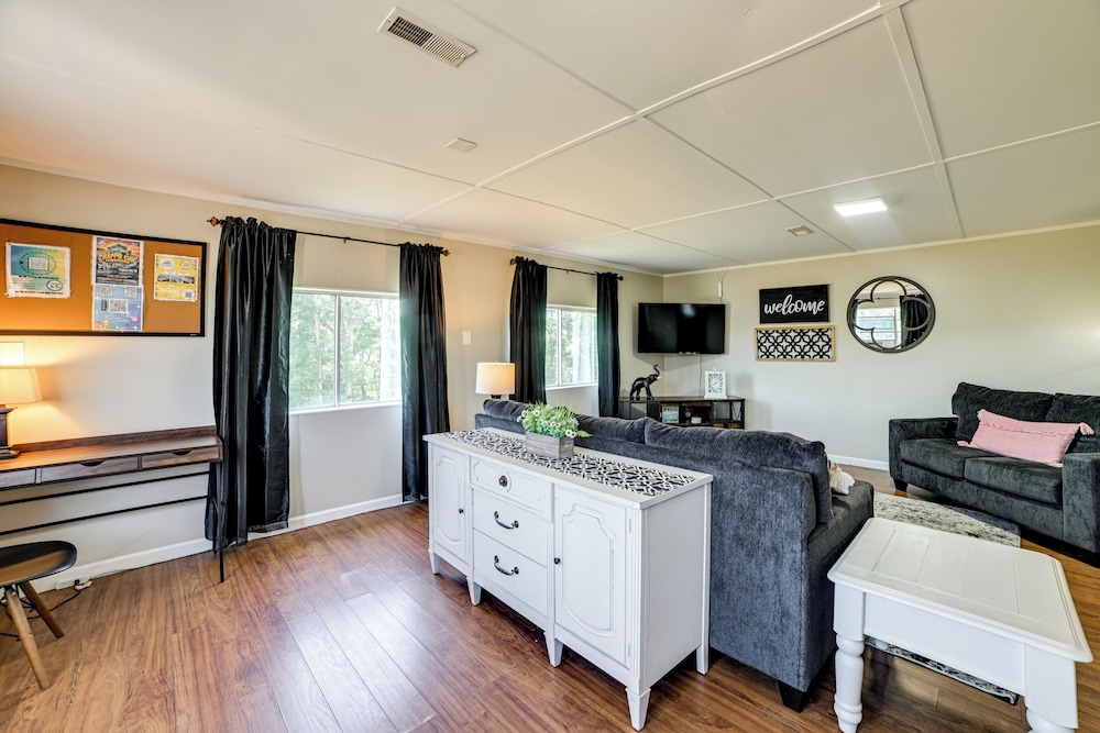 Private Dock & Slip: Kentucky Lake Cottage!