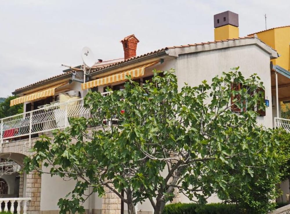 Apartments Valentinovo