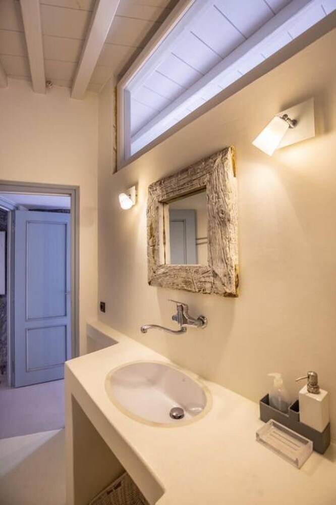 Villa Azzurro Mykonos view 4