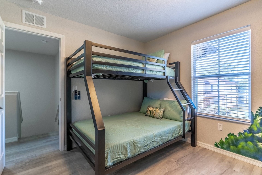 236 Regal Palms