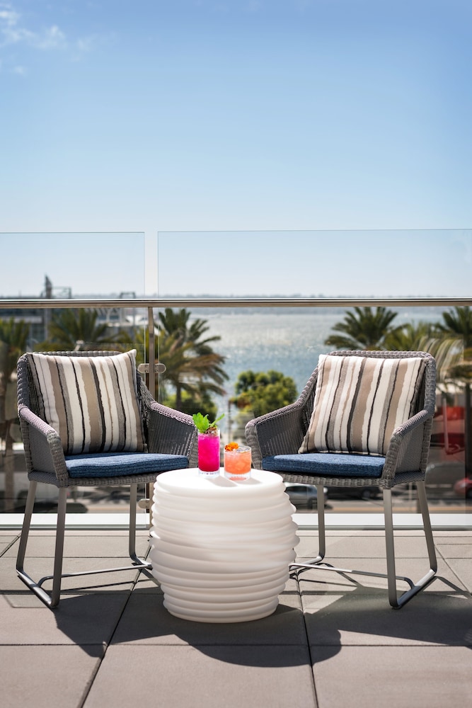 Palms Resort #2212 Jr. 2BR