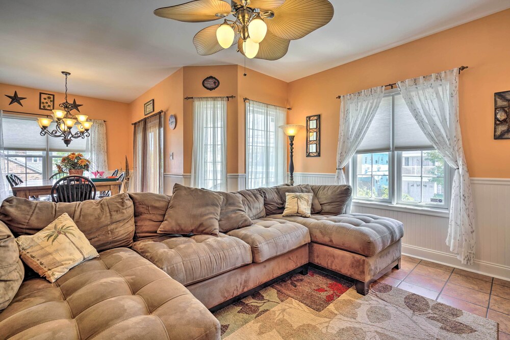 Breezy Wildwood Condo ~ 2 Blocks to Beach!