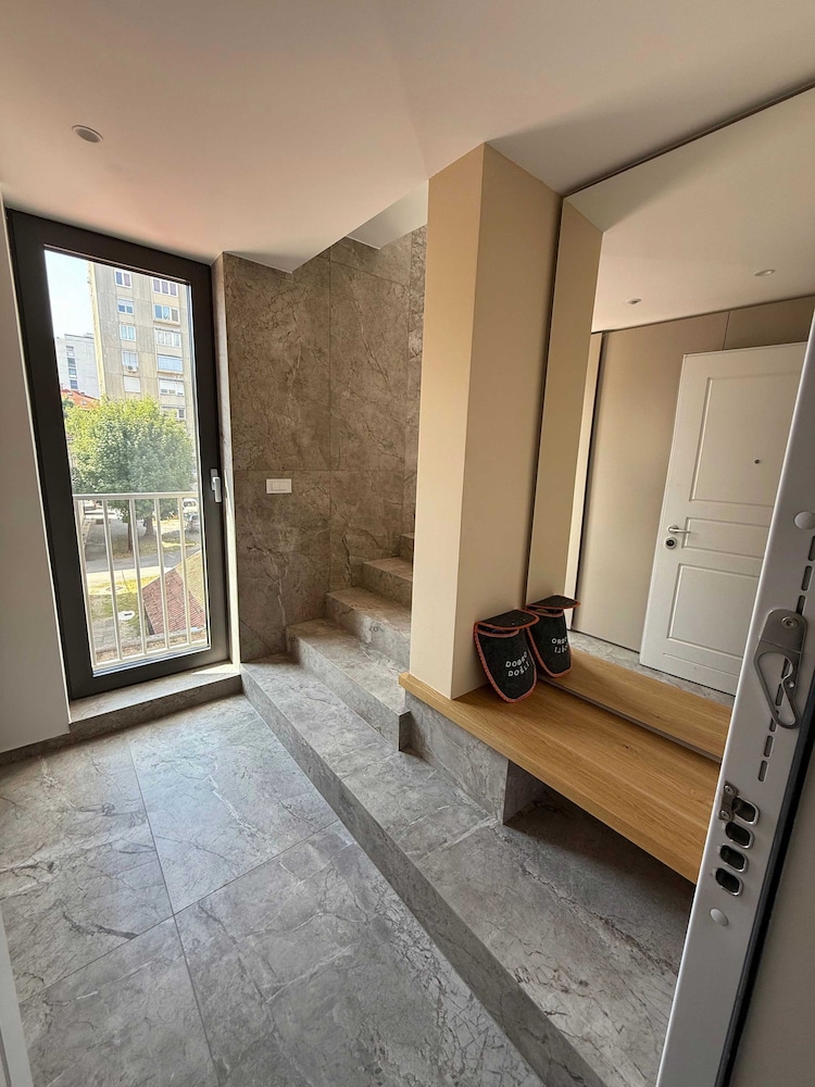 Crown Residence Luxury 2BR in Ljubljana Downtown