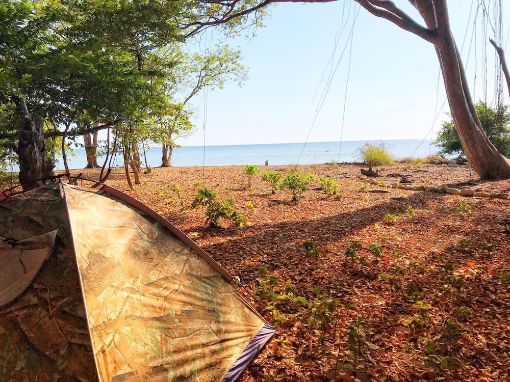 Mistica Island Hostel view 3