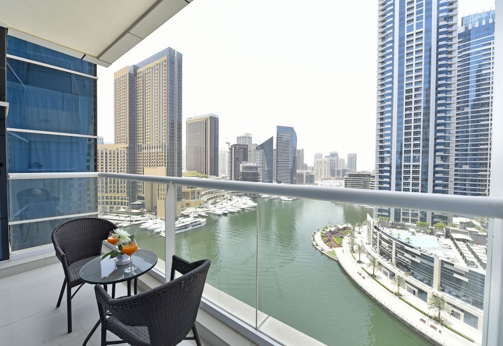 Golden Stay Vacation Continental Tower