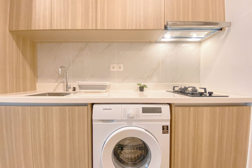 Modern Look Studio Apartment Arumaya Residence