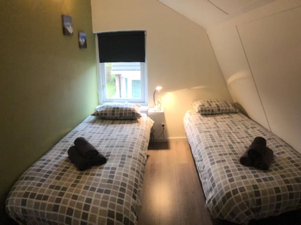 Nice House with Large Garden in Noordwijk & near Sea view 3
