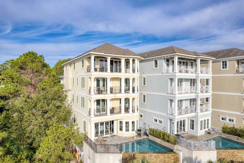 Sleeps 48, 2 Homes w/ Private Beach Access Bradley Circle Buyout by Avantstay