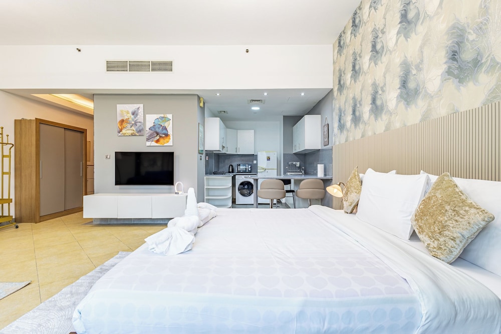 Superhost Cozy Studio Near Dubai Marina