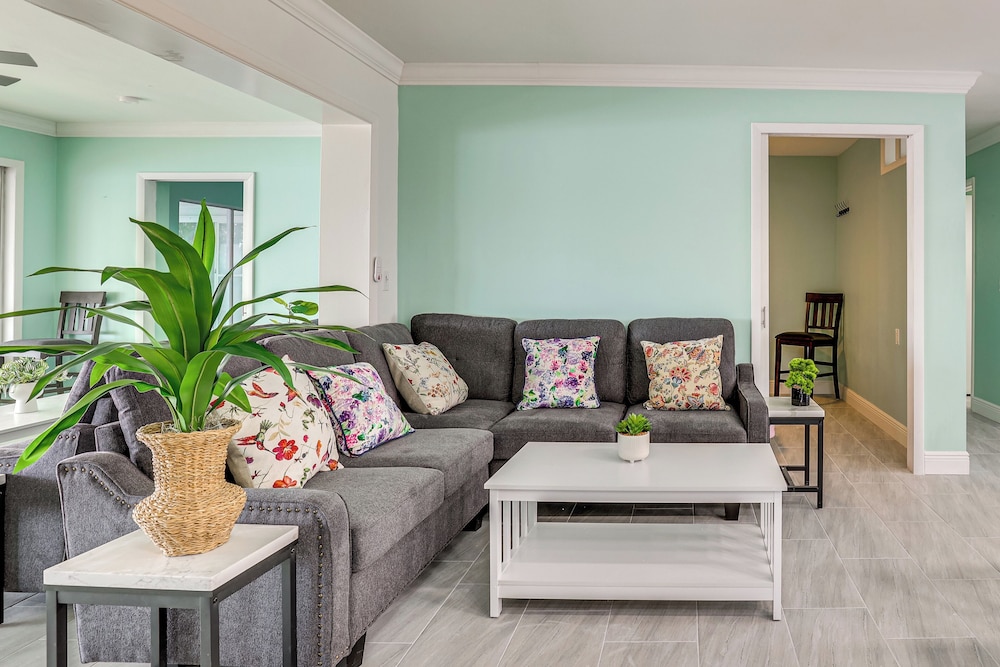 Ocean View, Pool & Boat Dock: Indian Rocks Retreat