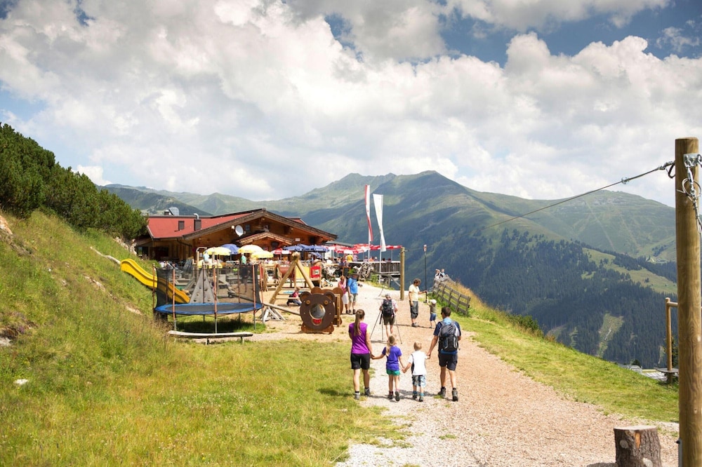 Apartment in Konigsleiten Near Zillertal Arena