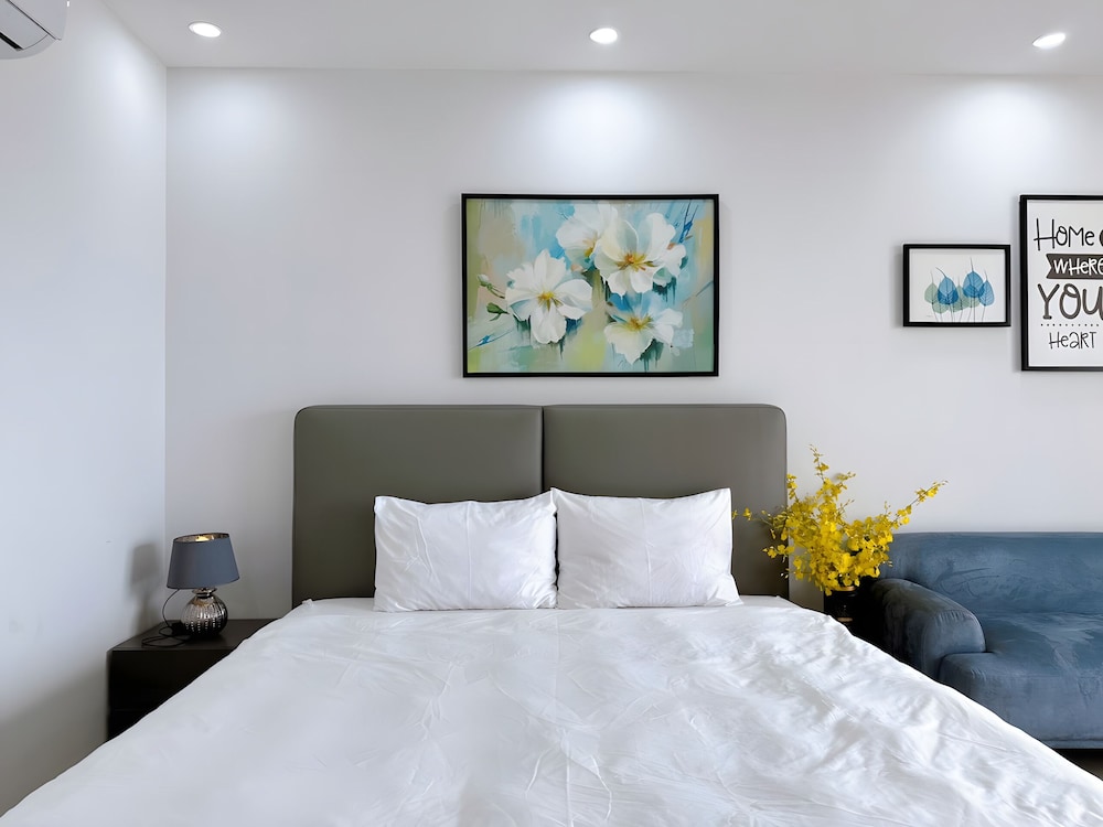 TIL Vinhomes D'capitale Elegance Suites