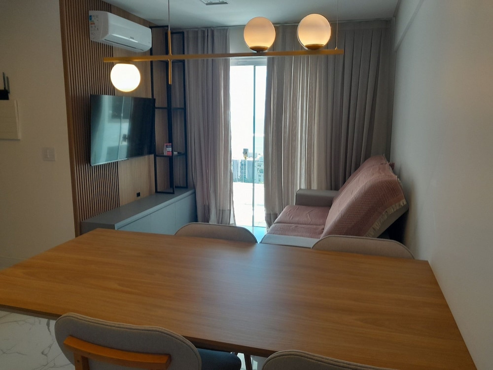 Ocean View Apt 550m From the Beach Gev1304