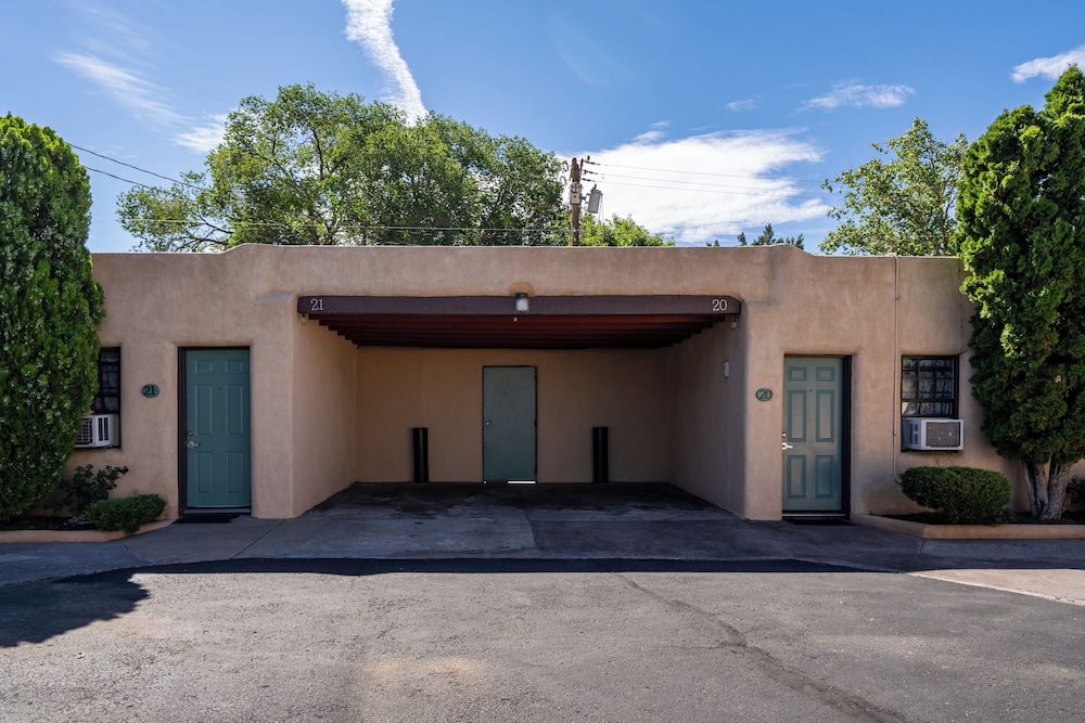 Santa Fe Vacations - King's Rest Court Inn - Property Image 27