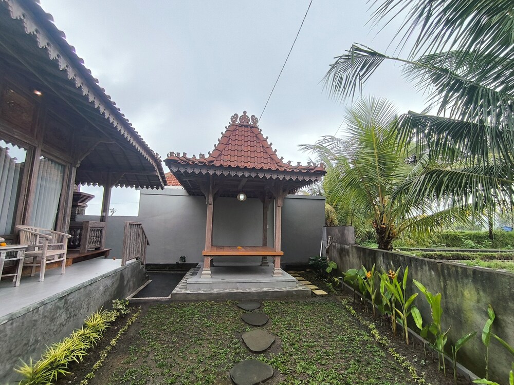 Gunung Gelagah Ubud Villas by EPS