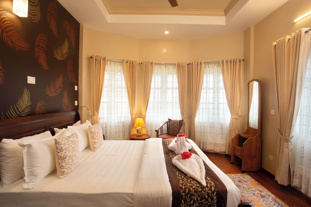 Elys Luxury Villa