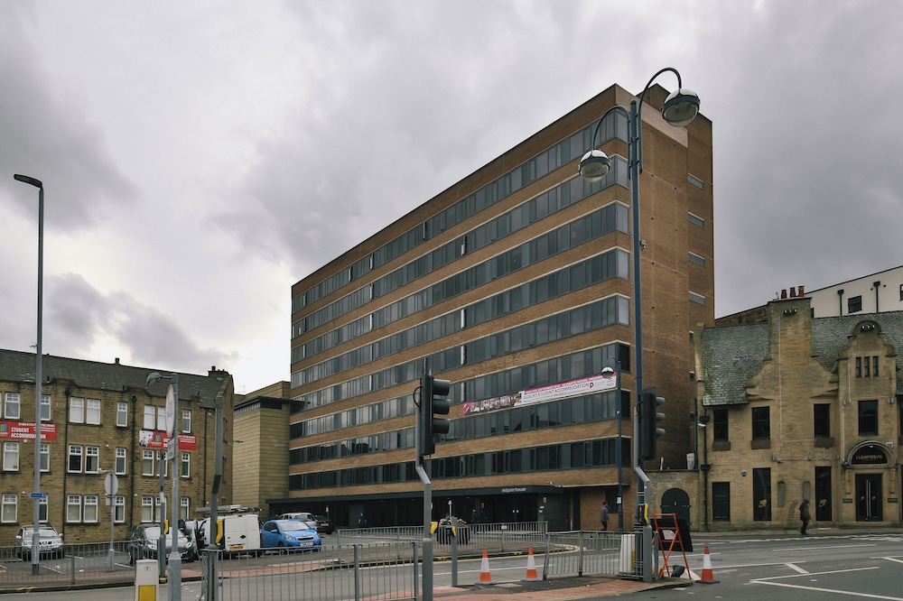 Student Only Oldgate House