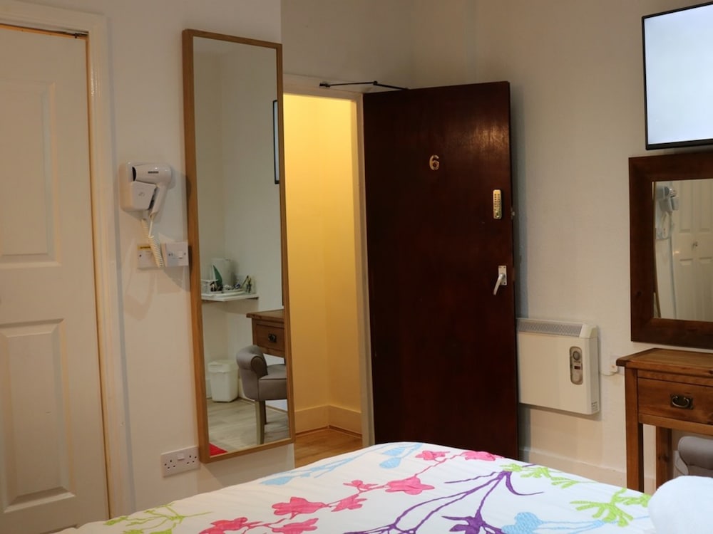 Photo 12