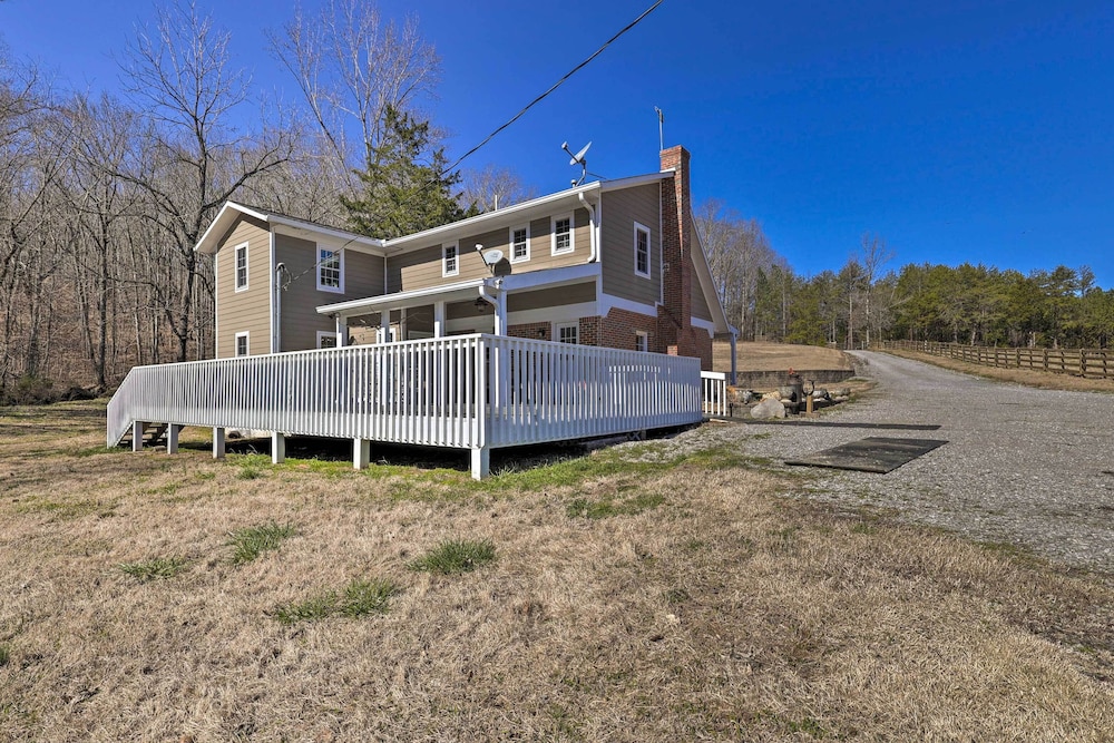 Secluded Getaway Home w/ Trails + Waterfall! view 5