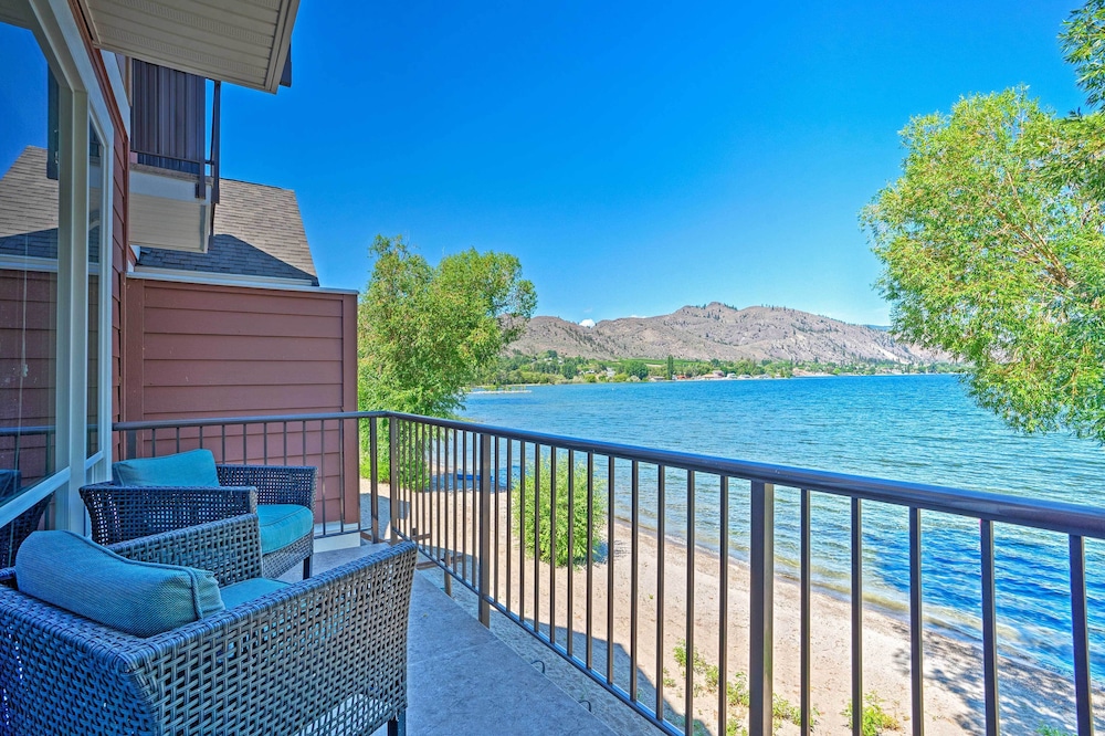 Lakefront Resort Townhome With Gas Grill & Kayaks! view 3