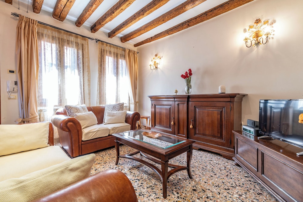 Al Campanile View & Terrace