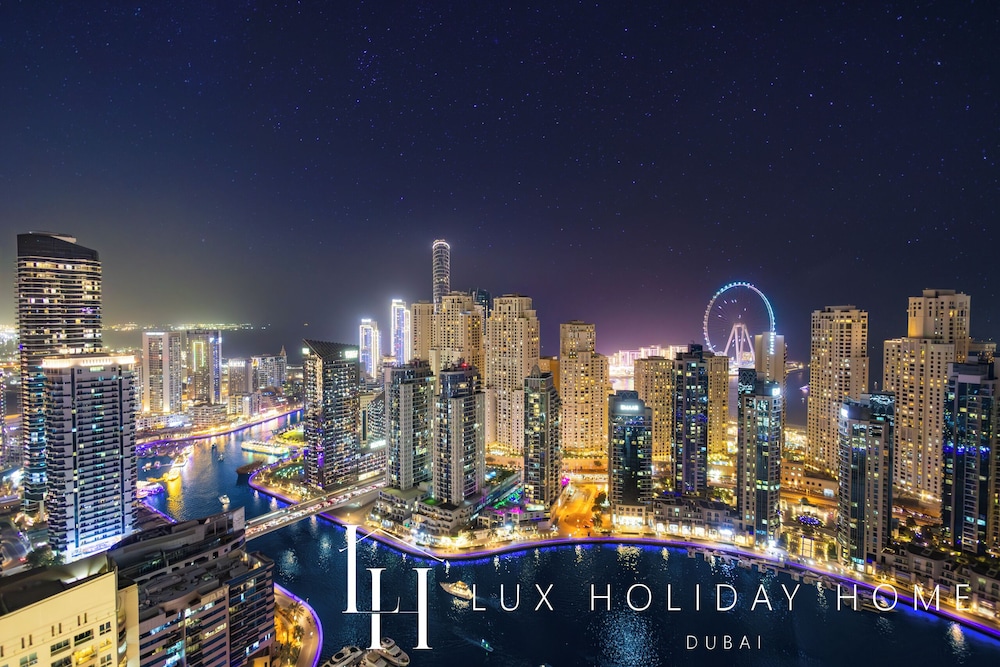 LUX The Vida Marina Residence