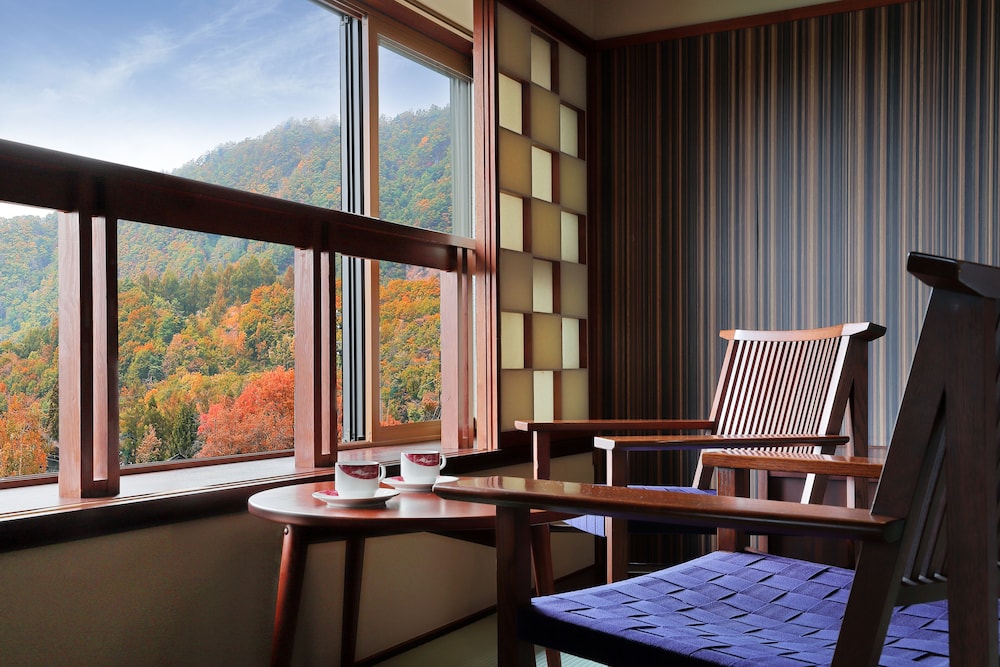 Omiya Ryokan