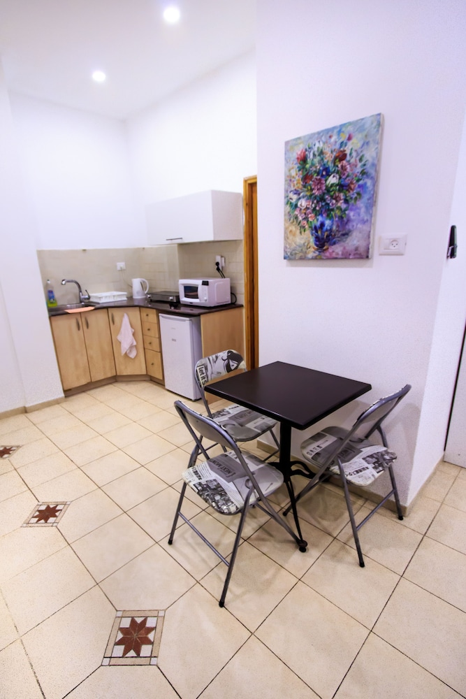 Apartment - Tel Aviv