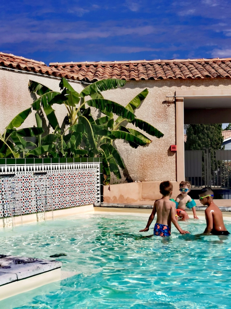 Camping Hameau Des Cannisses
