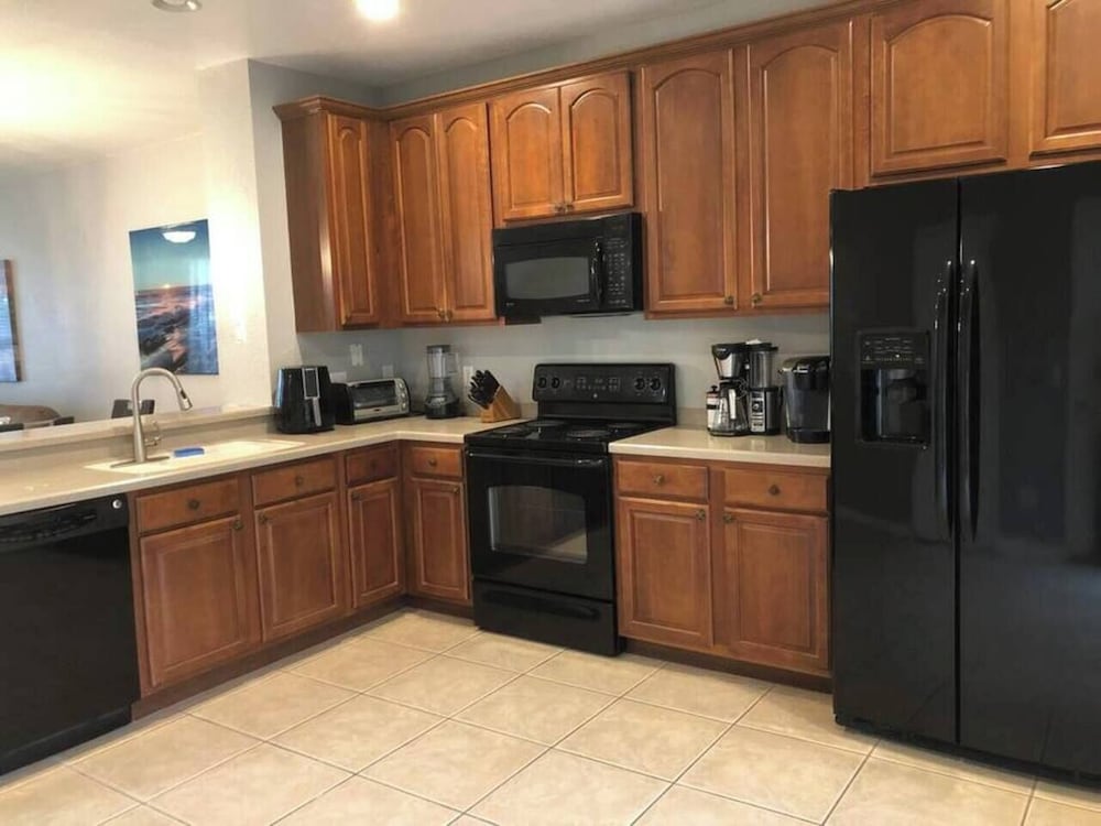 Tideview 66 · NEW Luxury 3 Suites Resort Home. Sleep 9