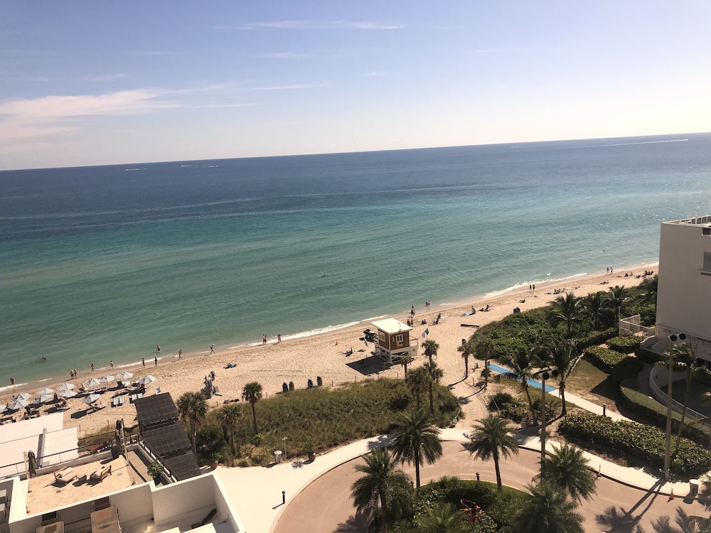 Lyfe Beach Resort