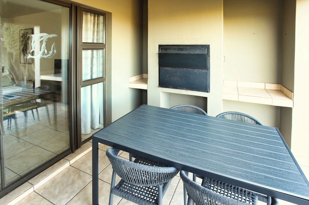 Francolin's Nest, Langebaan, 4-sleeper