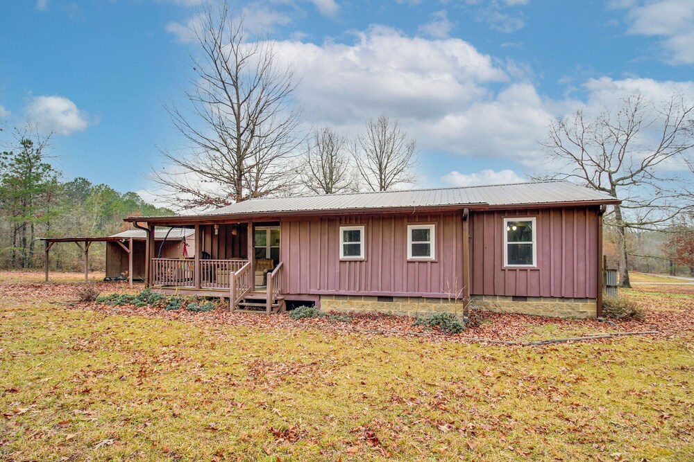 Kayak & Fish: Little River Canyon Lakefront Cabin