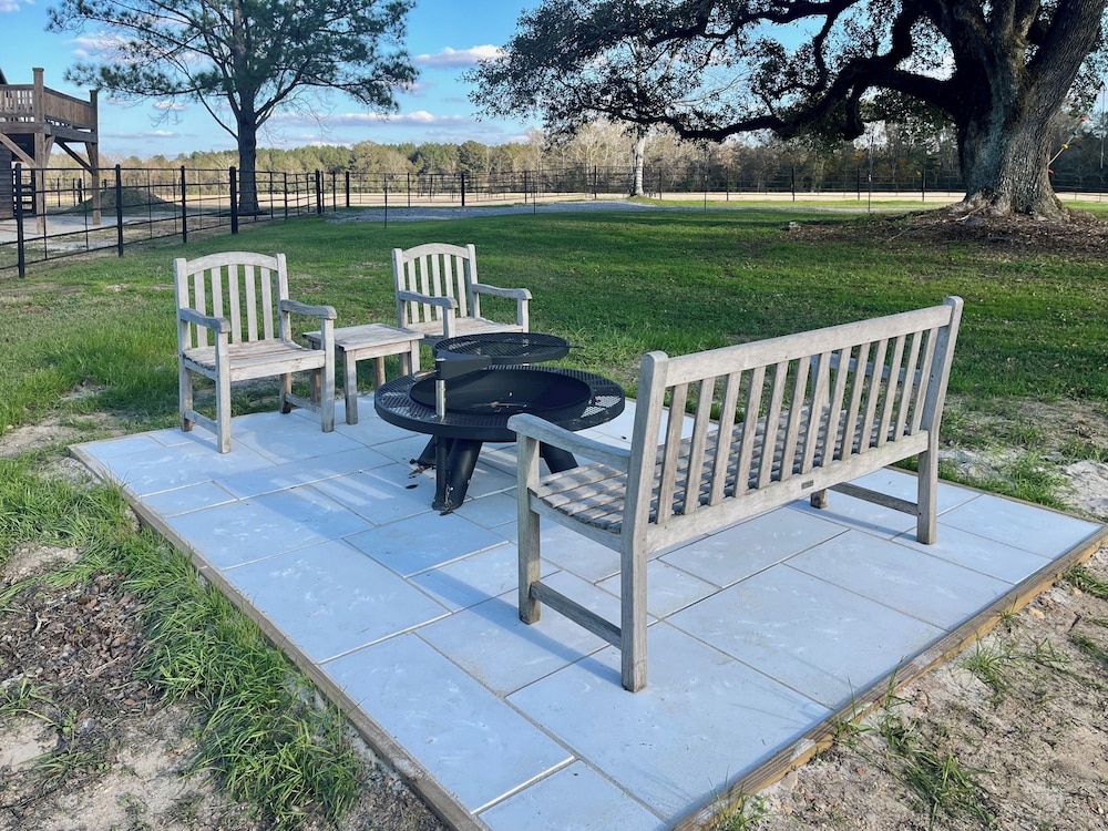 Dairy Cottage w/ Scenic Views, Outdoor Grilling