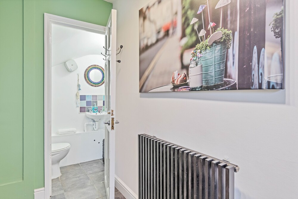Pebble Mews House | By My Getaways | Parking for one small car