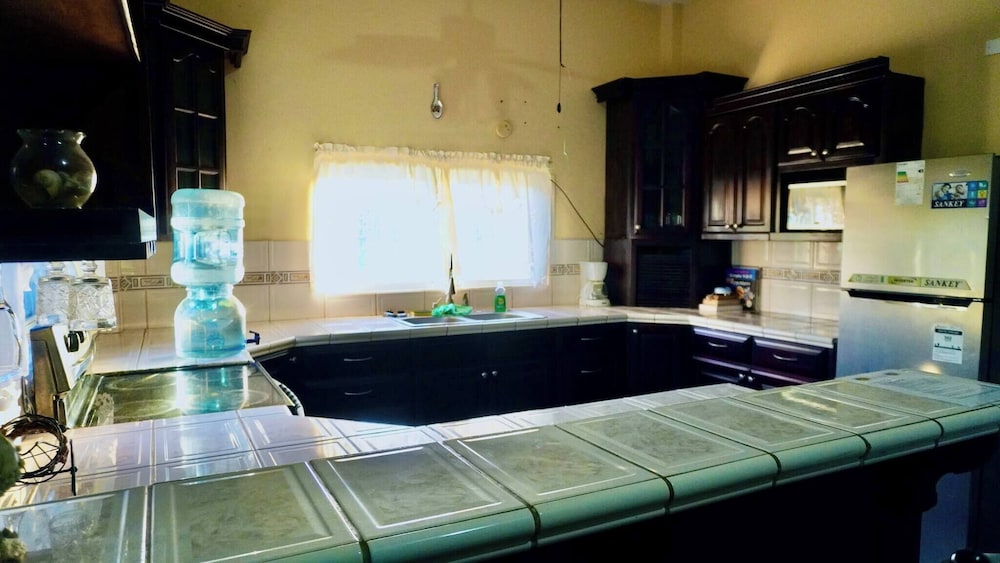 See Belize Waterside Sea View 2-bedroom Apartment w Balcony, Pool & Deck 2nd FL