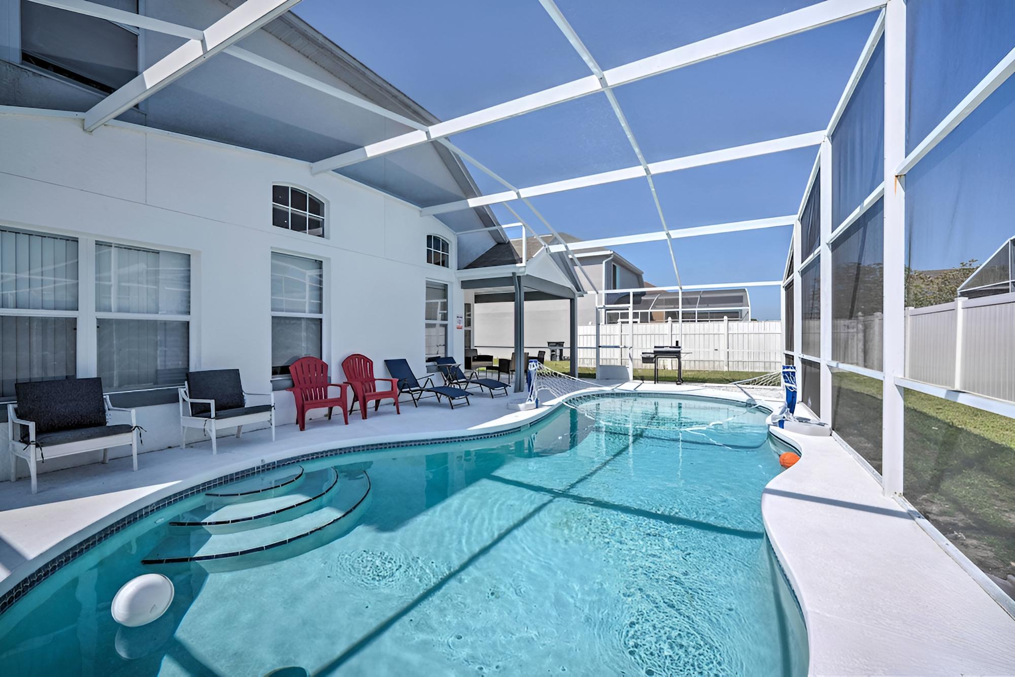 Kissimmee Home w/ Pool & Lanai ~ 5 Mi to Wdw!