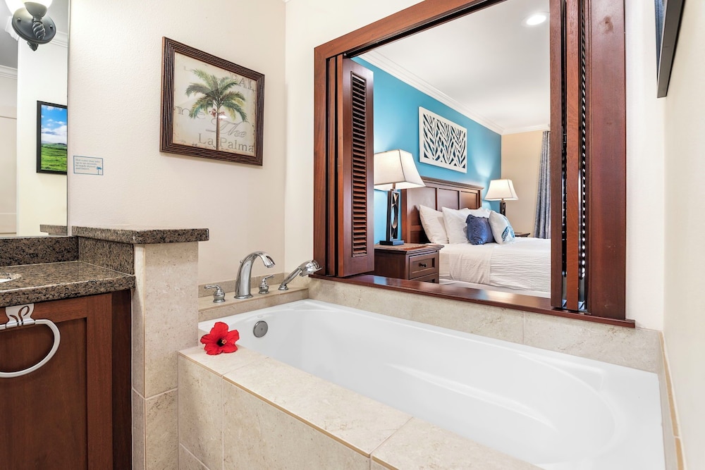 Serene Location - Excellent Resort Amenities - Oceanfront-vrkcv