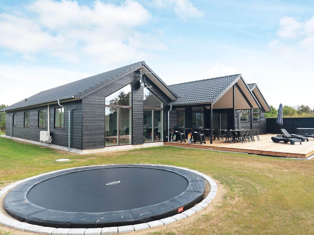 5 Star Holiday Home in Hojslev