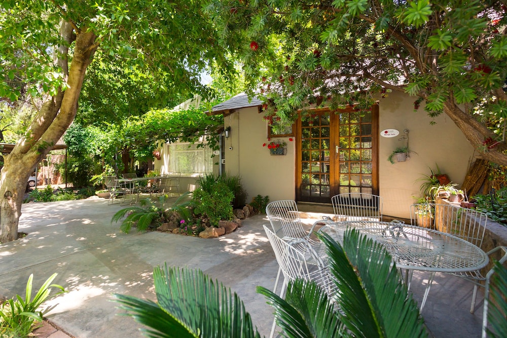 Morning Glory Cottages